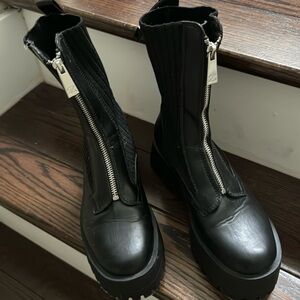 Zara boots on 36